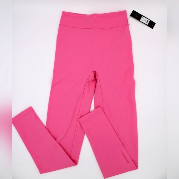 Fashion Nova Pants - NWT Hot Pink Fashion Nova Sport Leggings – Size Small